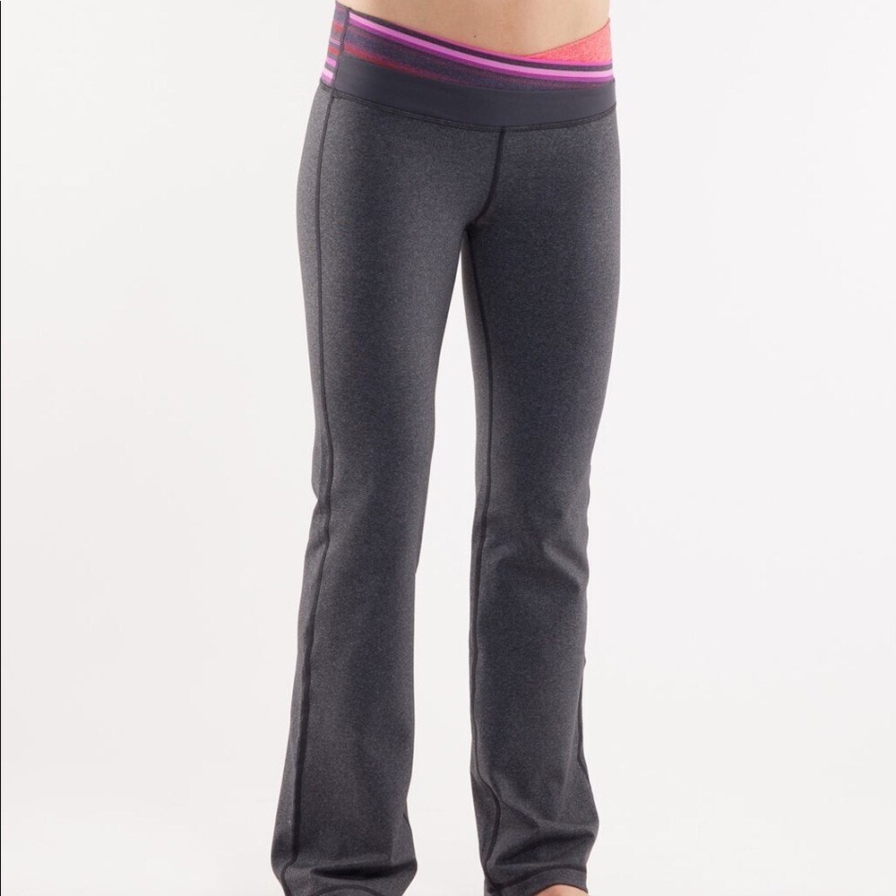 Lululemon grey Astro pant pink red waist flare